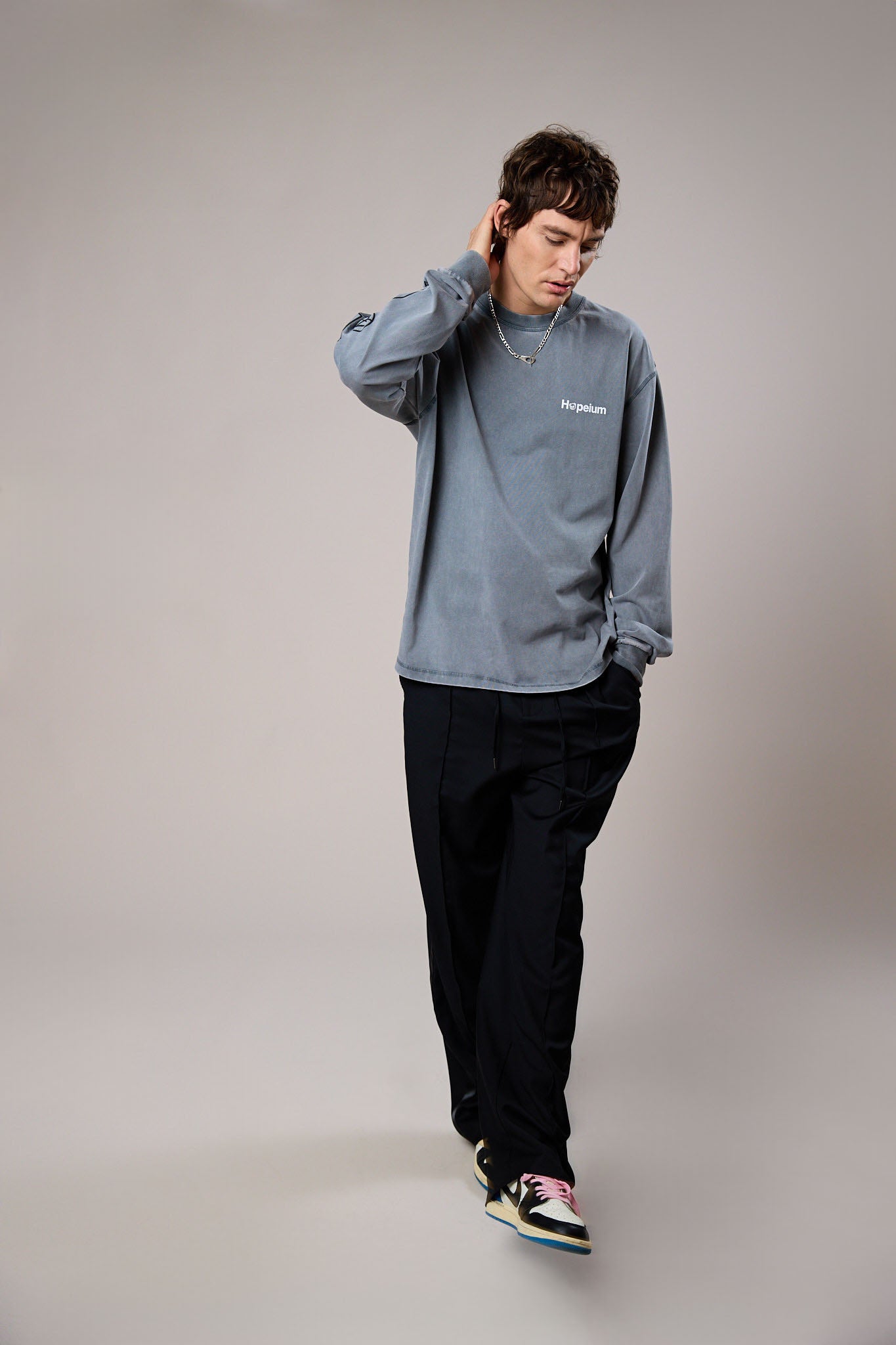 LONGSLEEVE TEXT T SHIRT | Washed grey