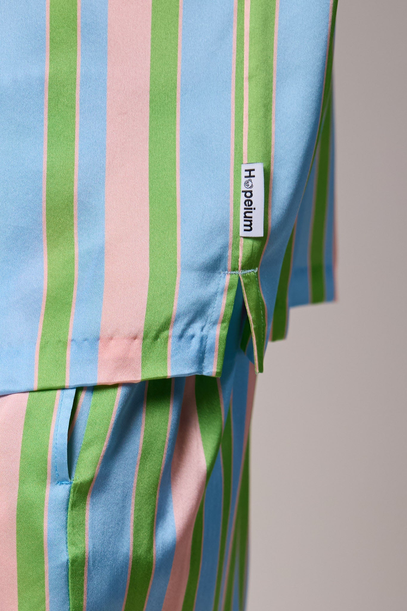 SILK SHORTSLEEVE SHIRT STRIPE | Stripe