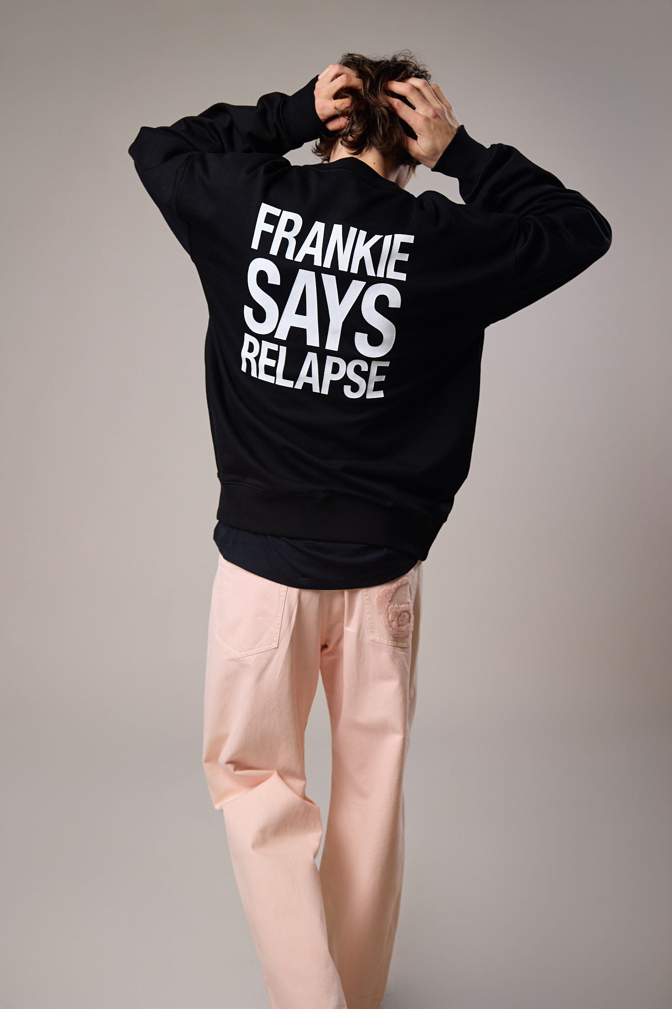 FRANKIE PRINT SWEATSHIRT | Black