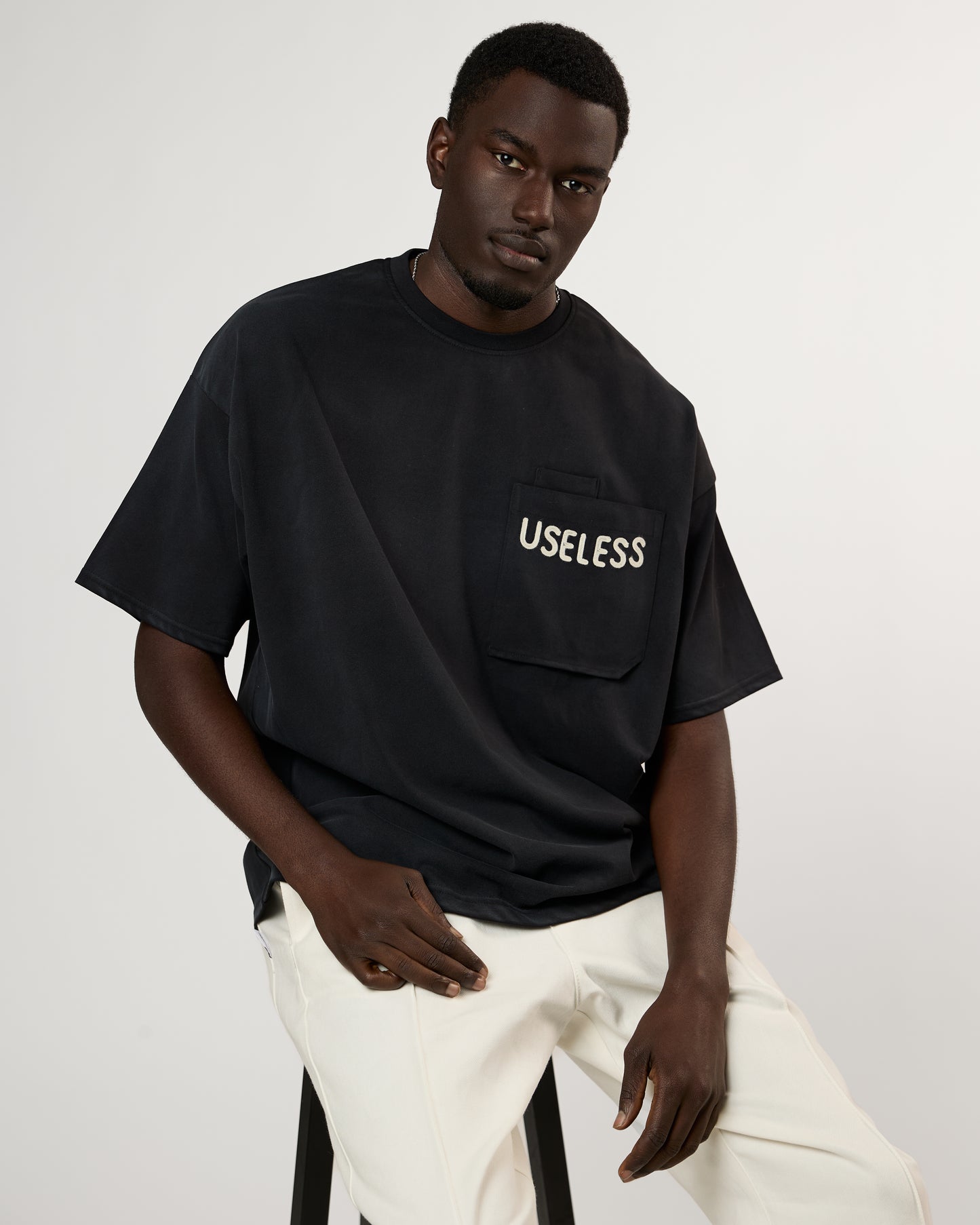 USELESS TEE BLACK