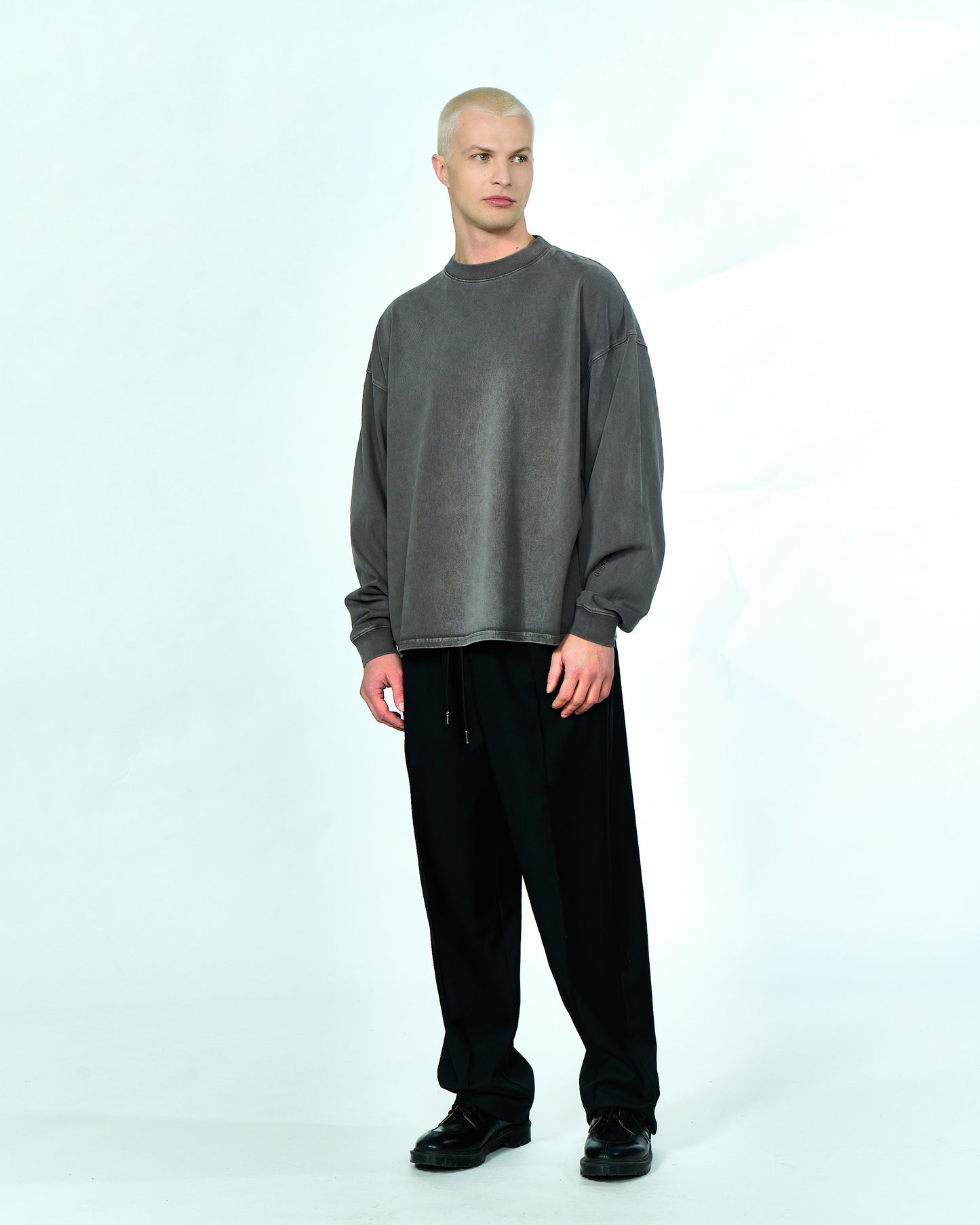 NO SLEEP JUST NOISE L/S TEE | Washed grey