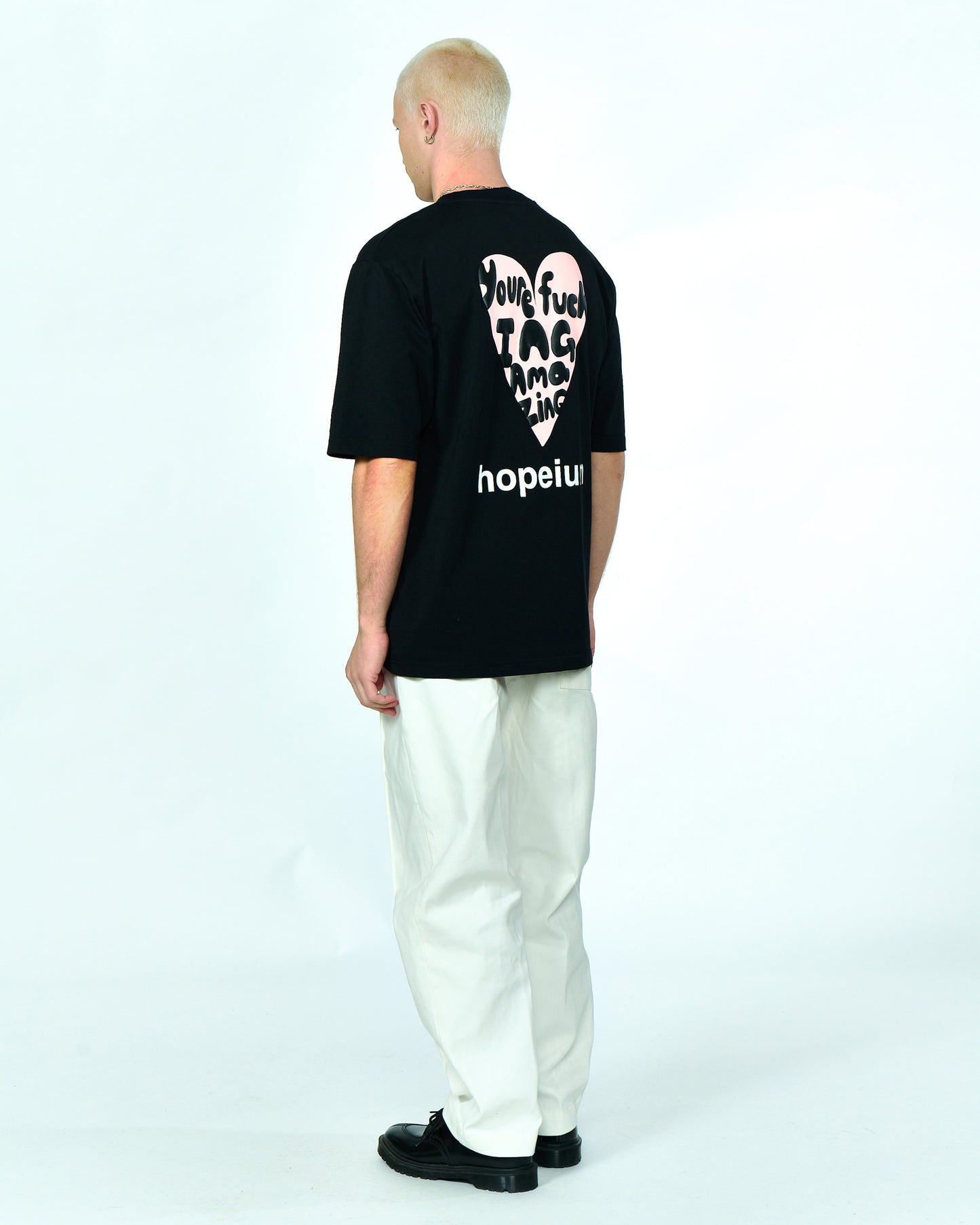 FUCKING AMAZING TEE S/S | Black