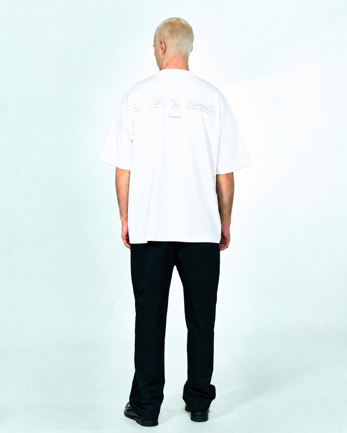 A LOT 2 CONTROL TEE S/S | White