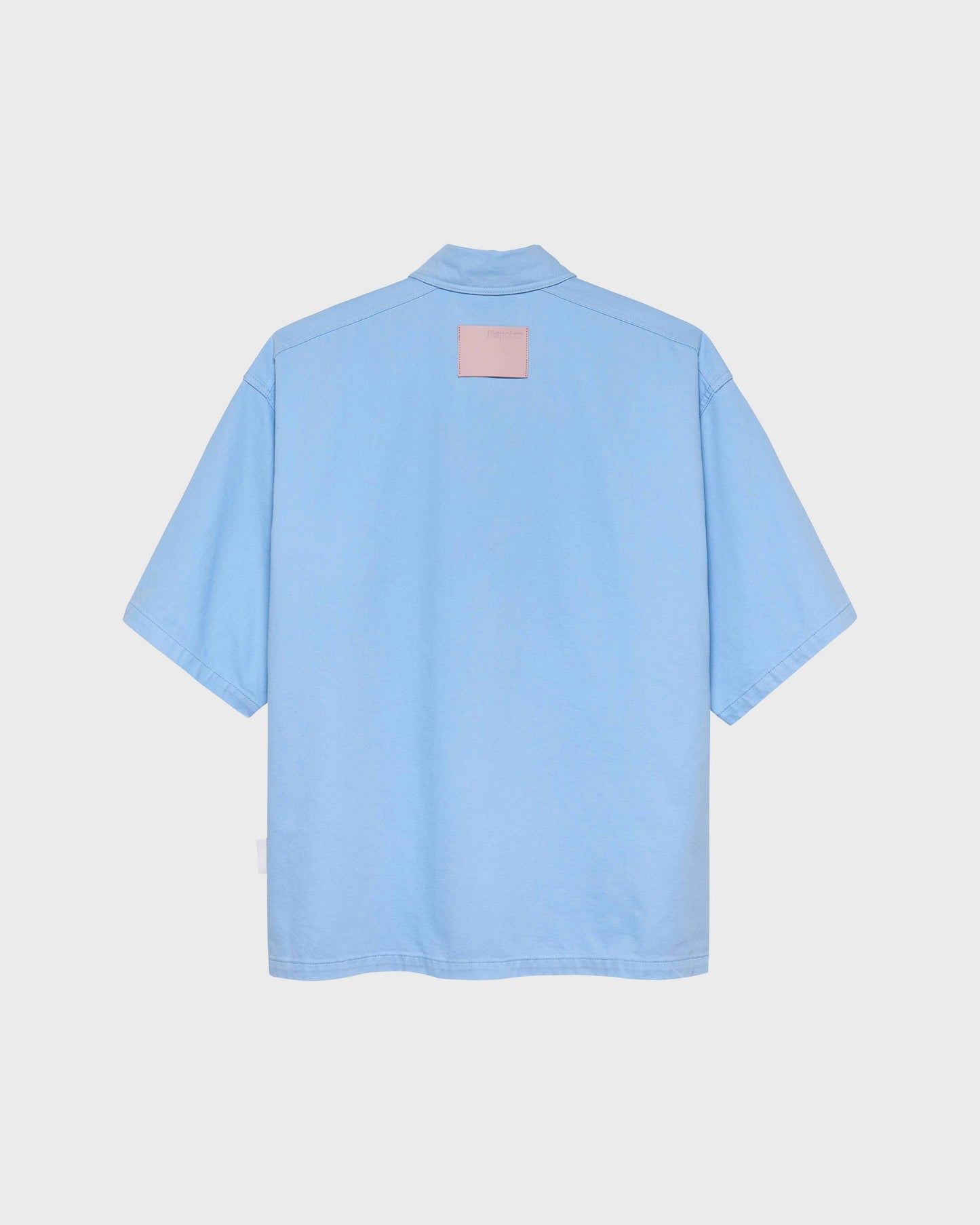 SHORTSLEEVE DENIM SHIRT IN LIGHT BLUE