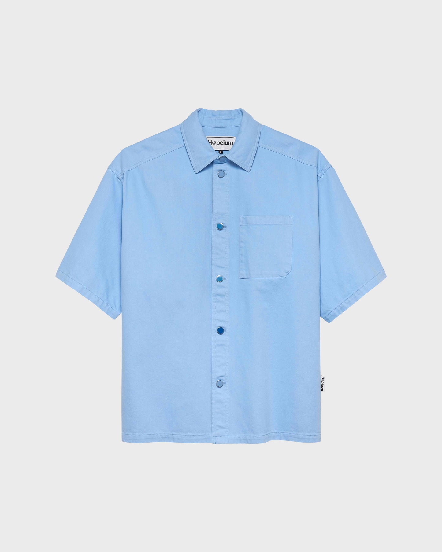 SHORTSLEEVE DENIM SHIRT IN LIGHT BLUE