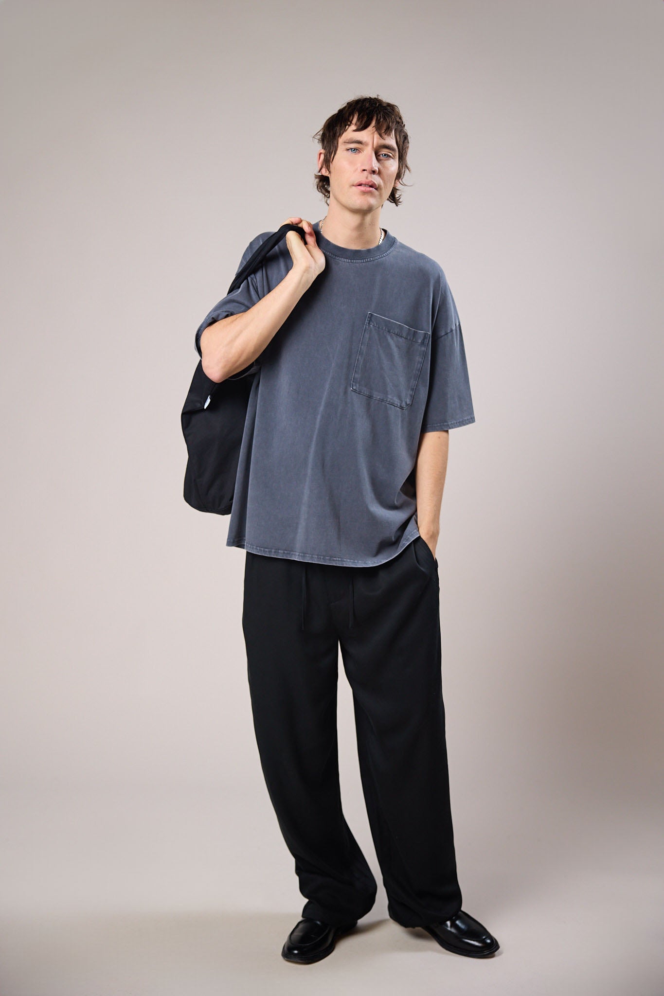 DESERVE PRINT T SHIRT | Washed black